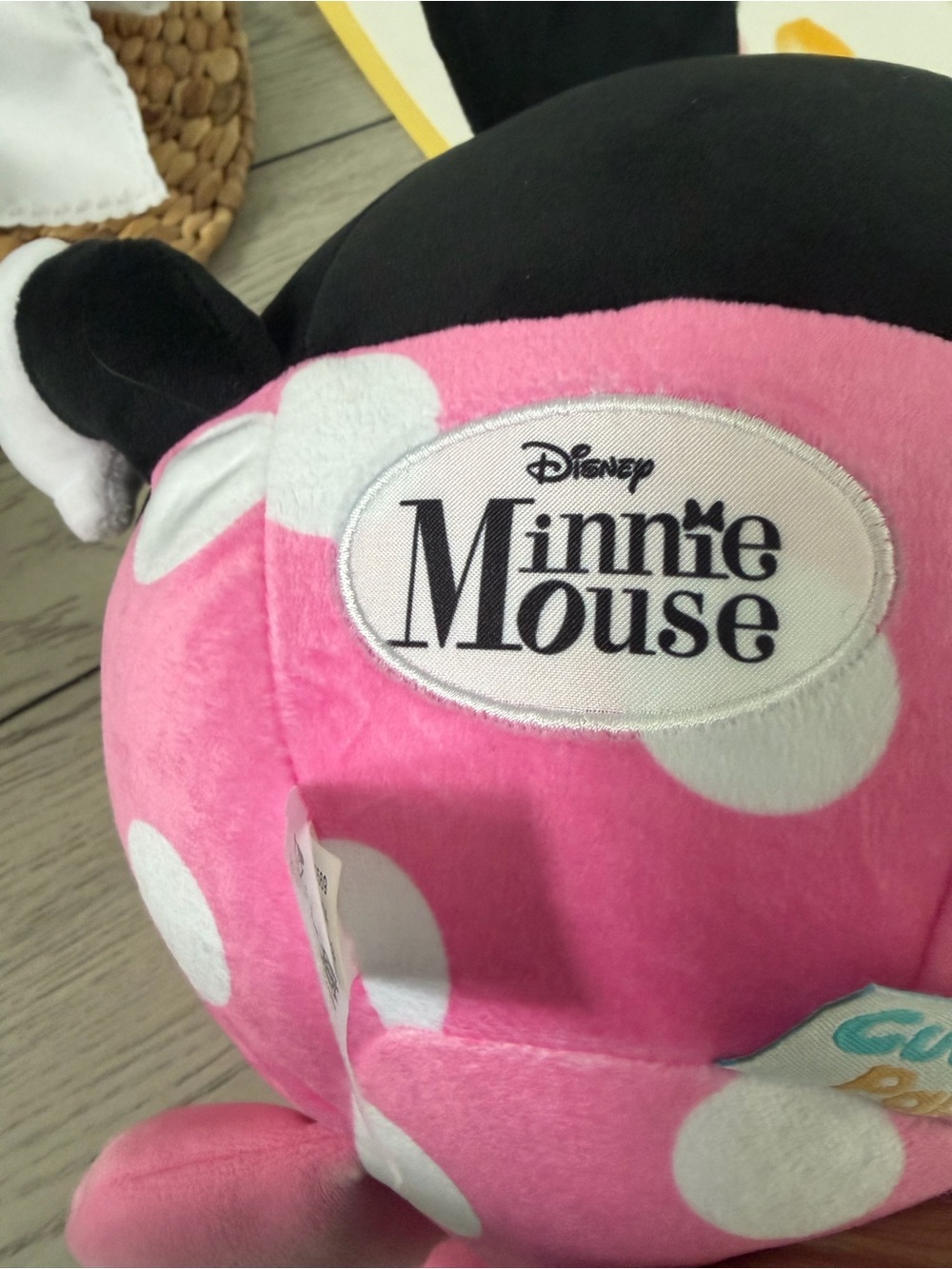 Disney Baby Minnie Mouse Cuddle Pals Round Plush Pillow Kids Preferred 2019 - Picture 4 of 8